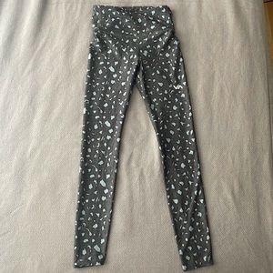 RVCA Women’s Workout Leggings - New and never worn - Size Small